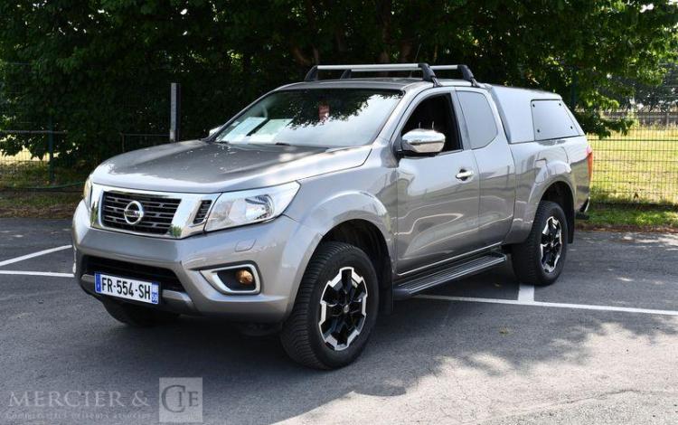 NISSAN NAVARA 2,3 DCI 160CH N-CONNECTA GRIS FR-554-SH