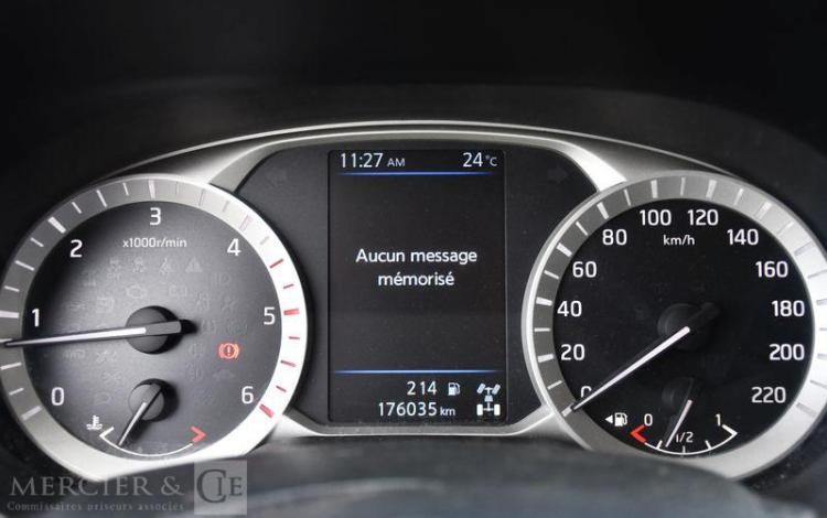 NISSAN NAVARA 2,3 DCI 160CH N-CONNECTA GRIS FR-554-SH