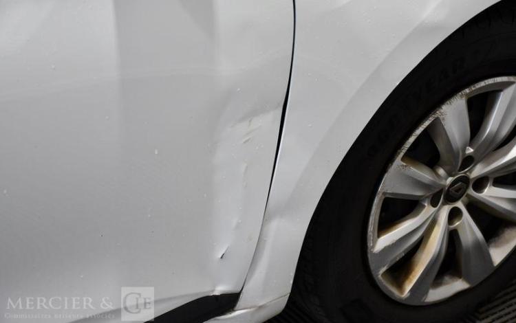 RENAULT CLIO V SOCIETE 1.5 BLUEDCI 85 AIR NAVI BLANC FR-849-BK