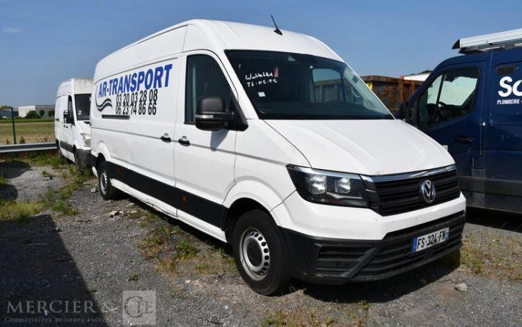 VOLKSWAGEN CRAFTER VAN 35 L4H3 14M3 TRAC  FS-324-FN