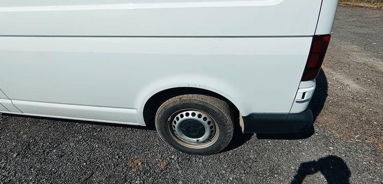 VOLKSWAGEN TRANSPORTEUR  FT-105-LC
