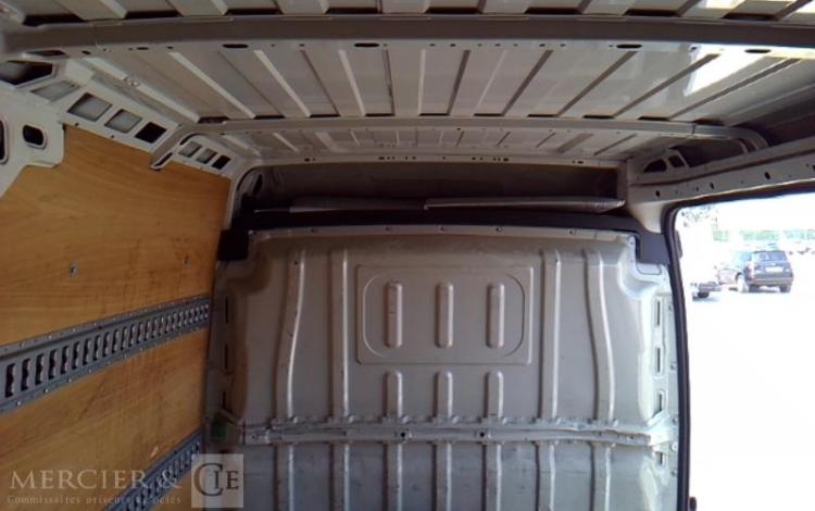 PEUGEOT BOXER ASPHALT335 2.2 BLUEHDI 140CV  L2H2 BOIS BLANC FV-371-GF