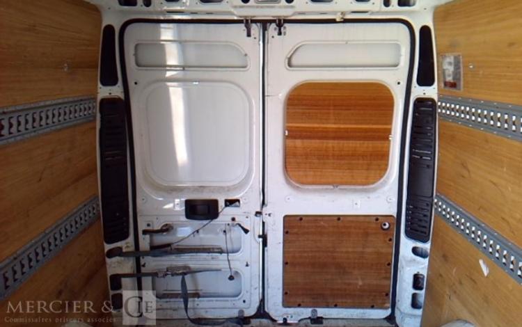 PEUGEOT BOXER ASPHALT335 2.2 BLUEHDI 140CV  L2H2 BOIS BLANC FV-371-GF