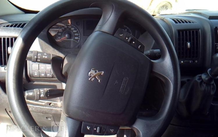 PEUGEOT BOXER ASPHALT335 2.2 BLUEHDI 140CV  L2H2 BOIS BLANC FV-371-GF