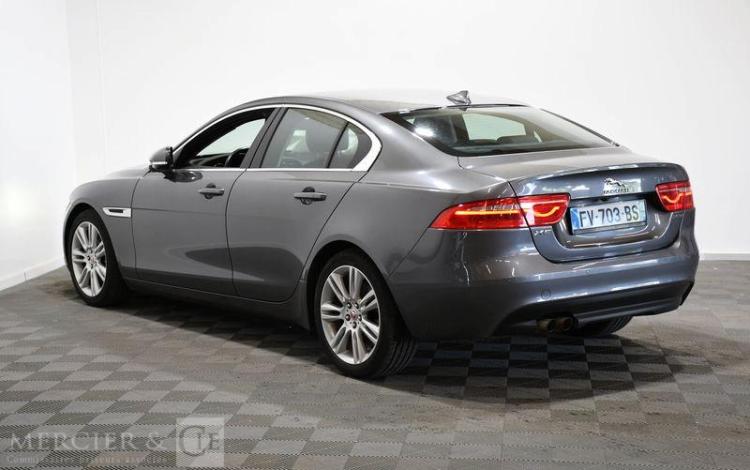 JAGUAR XE 2.0 D 180CH PRESTIGE BVA GRIS FV-703-BS