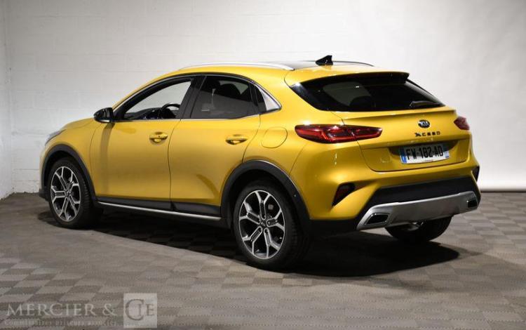 KIA XCEED 1,4 T GDI140 DESIGN JAUNE FW-182-AD