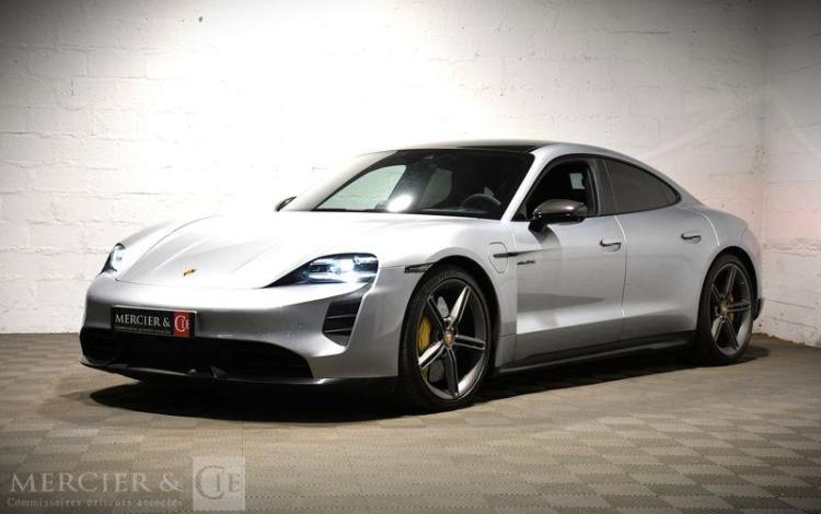 PORSCHE TAYCAN TURBO S  FW-759-DF