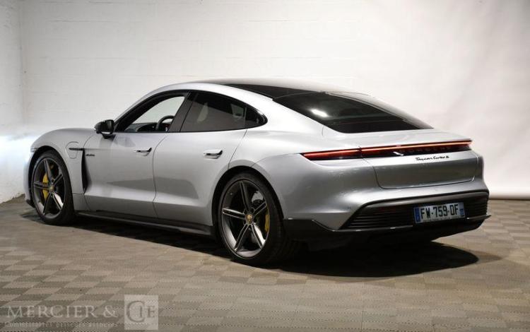 PORSCHE TAYCAN TURBO S  FW-759-DF