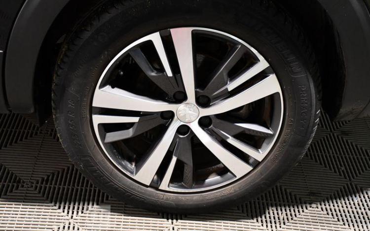 PEUGEOT 5008 ROADTRIP PURETECH NOIR FX-486-FW