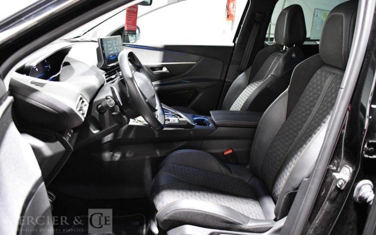 PEUGEOT 5008 ROADTRIP PURETECH NOIR FX-486-FW