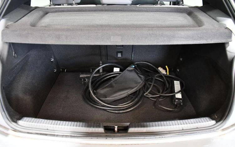 VOLKSWAGEN ID.3 PRO ELECTRIC 205 58KWH PRO GRIS FY-457-GJ
