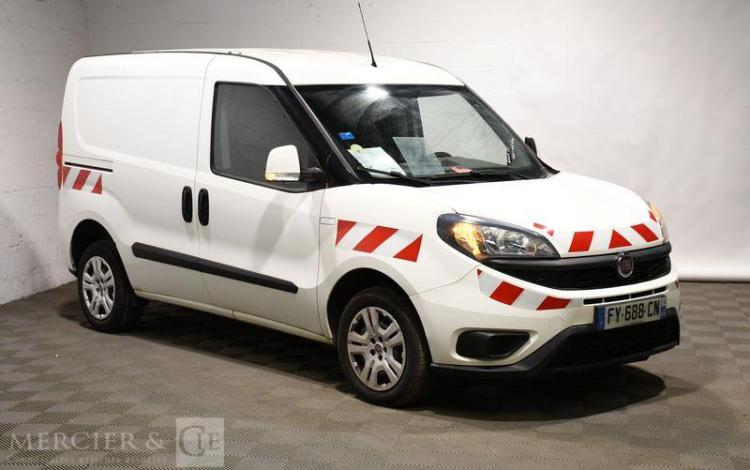 FIAT DOBLO CARGO 1.3 MJT 95 PRO LOUNGE BLANC FY-688-CN