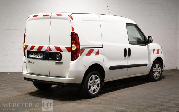 FIAT DOBLO CARGO 1.3 MJT 95 PRO LOUNGE BLANC FY-688-CN