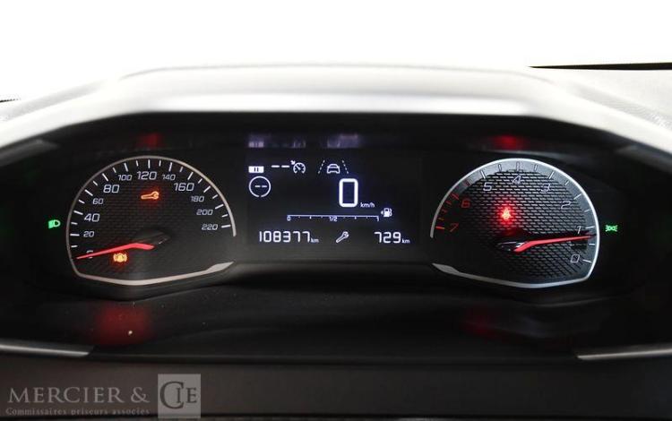 PEUGEOT 208 SOCIETE 1.6 BLUEHDI 100 PREMIUM PACK BLANC FY-703-HF
