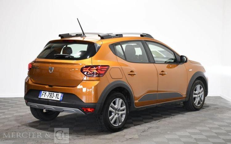 DACIA SANDERO STEPWAY CONFORT ECO-G 100 ORA FY-793-YL