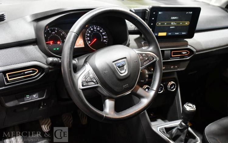 DACIA SANDERO STEPWAY CONFORT ECO-G 100 ORA FY-793-YL