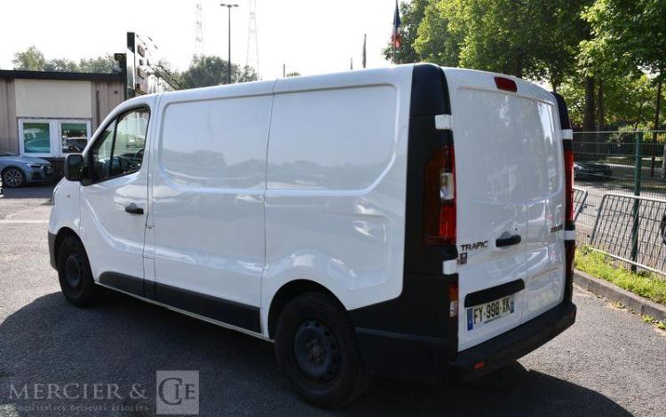 RENAULT TRAFIC FOURGON 2.0 DCI 120 1T2 L1H1 GRAND-CONFORT BLANC FY-998-XK