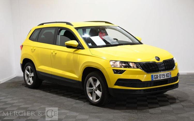 SKODA KAROQ 2.0 TDI 115 SCR BUSINESS DSG JAUNE GA-019-XD