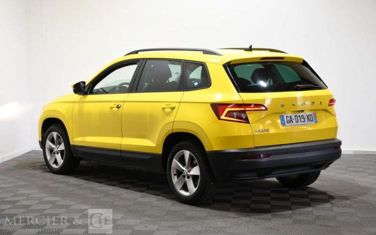 SKODA KAROQ 2.0 TDI 115 SCR BUSINESS DSG JAUNE GA-019-XD
