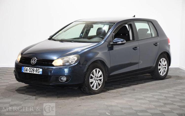VOLKSWAGEN GOLF VI 1,6 TDI 90CH TRENDLINE  GA-028-RG