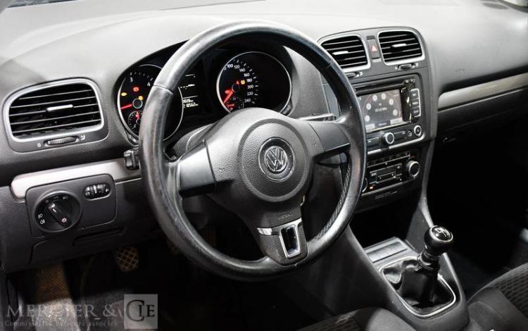 VOLKSWAGEN GOLF VI 1,6 TDI 90CH TRENDLINE  GA-028-RG