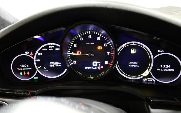 PORSCHE CAYENNE COUPE 3.0 E-HYBRID 460 BLANC GA-581-KB