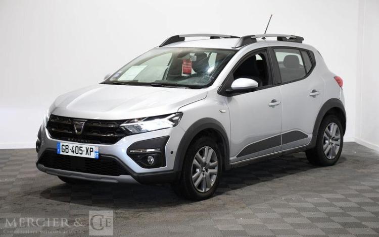 DACIA SANDERO STEPWAY 1.0 TCE 90 CONFORT GRIS GB-405-XP