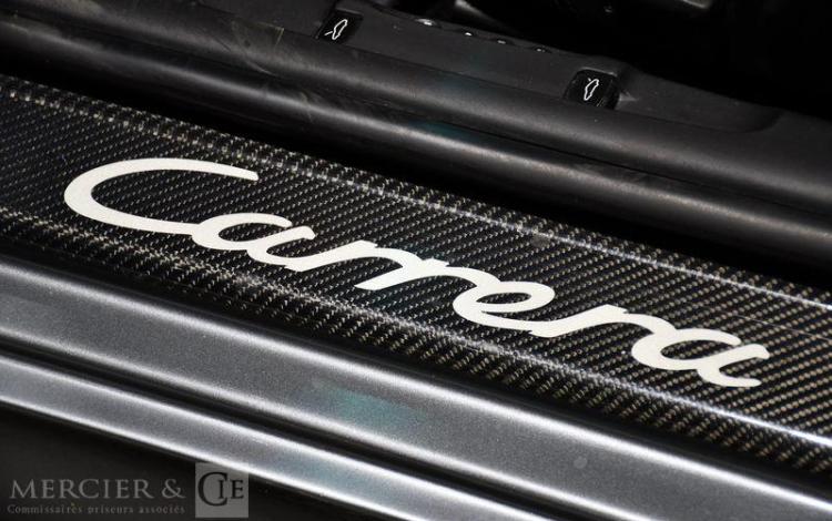 PORSCHE 996 CARRERA 4S  GB-657-DS