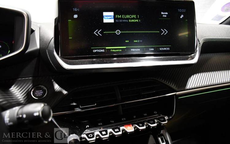 PEUGEOT 208 GT PURE TECH 130 S&S EAT8 BLANC GB-793-DN
