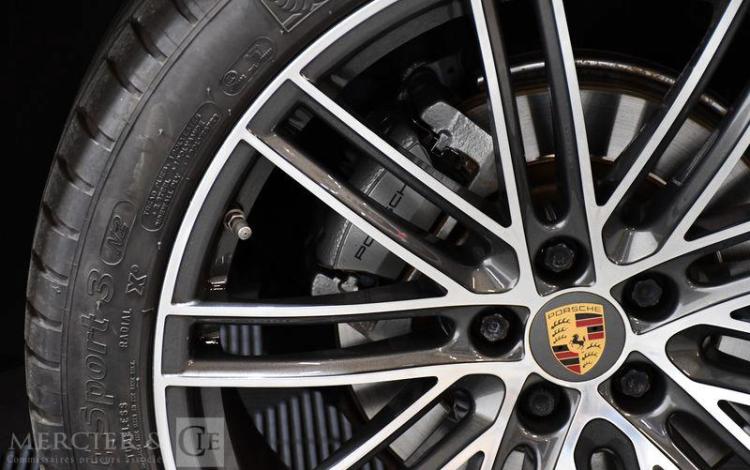 PORSCHE MACAN 3.0 355 S PDK NOIR GB-989-NY