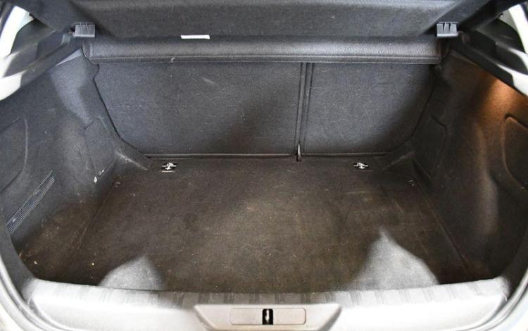 PEUGEOT 308 1.5 BLUEHDI 130 STYLE EAT GRIS GC-209-BH