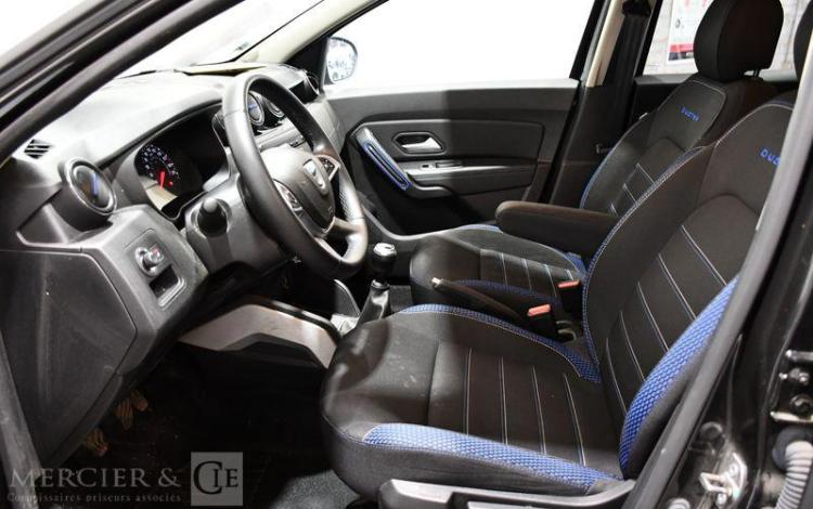 DACIA DUSTER 1.5 BLUEDCI 115 15-ANS 4X2 NOIR GD-149-SD