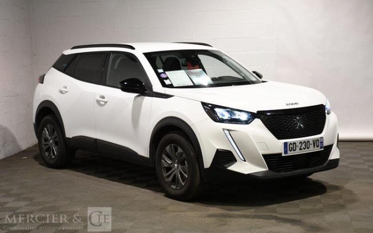 PEUGEOT 2008 1,2 PURE TECH 100 STYLE S&S BLANC GD-230-VQ