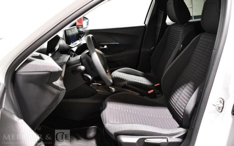 PEUGEOT 2008 1,2 PURE TECH 100 STYLE S&S BLANC GD-230-VQ