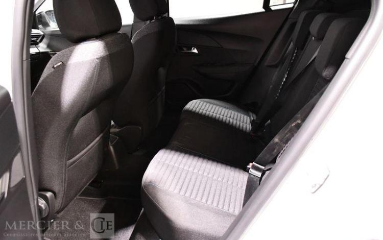 PEUGEOT 2008 1,2 PURE TECH 100 STYLE S&S BLANC GD-230-VQ