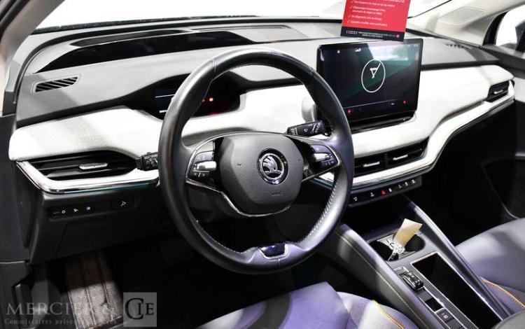 SKODA ENYAQ 60 BEV 180 62KkWh GRIS GD-362-SG