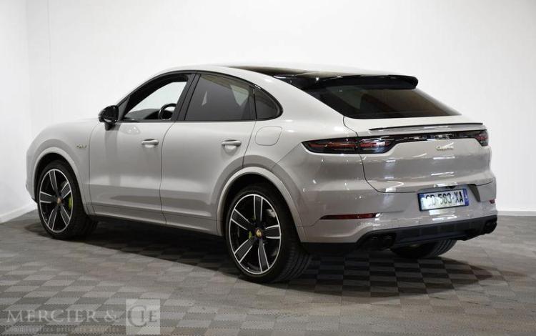 PORSCHE CAYENNE COUPE 3.0 E-HYBRID 462ch GRIS GD-563-XA