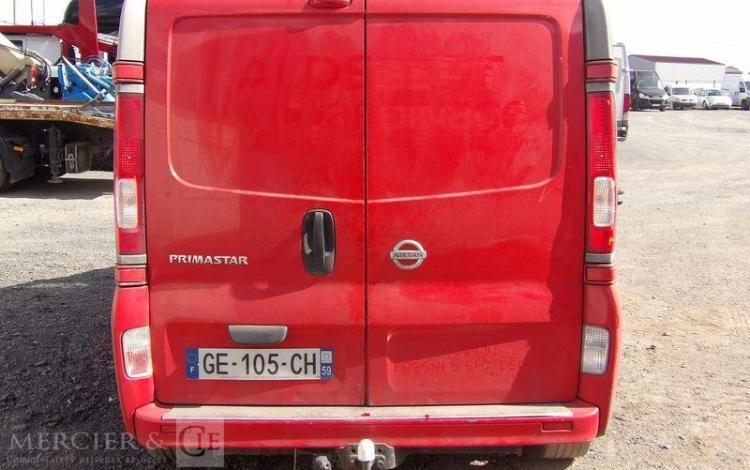 NISSAN PRIMASTAR PHASE 2 FOURGON L2H1 2,9T 2,0 DCI 16V FAP 115CV – DIESEL – 118456 KMS ROUGE GE-105-CH