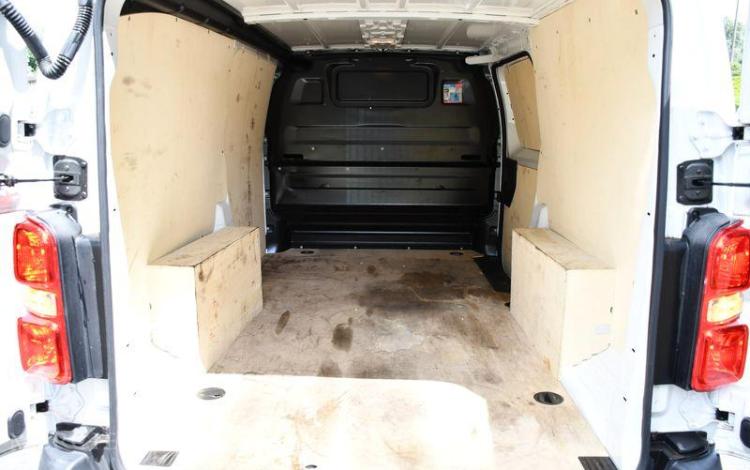 CITROEN E JUMPY FG XL ELECT 75kWh CLUB BLANC GF-013-BT