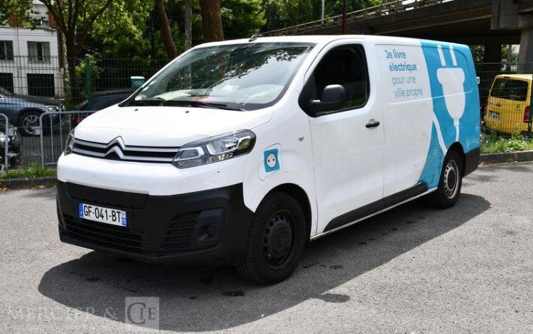 CITROEN E JUMPY FG XL ELEC 75kWh CLUB BLANC GF-041-BT