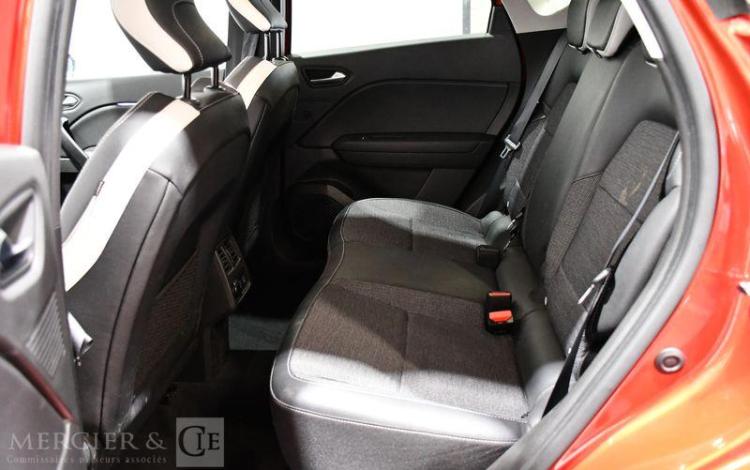 RENAULT CAPTUR INTENS E-TECH HYBRIDE 145 ROUGE GF-074-MD