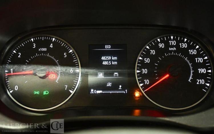 DACIA SANDERO STEPWAY 1.0 ECO-G 100 NOIR GF-135-QK