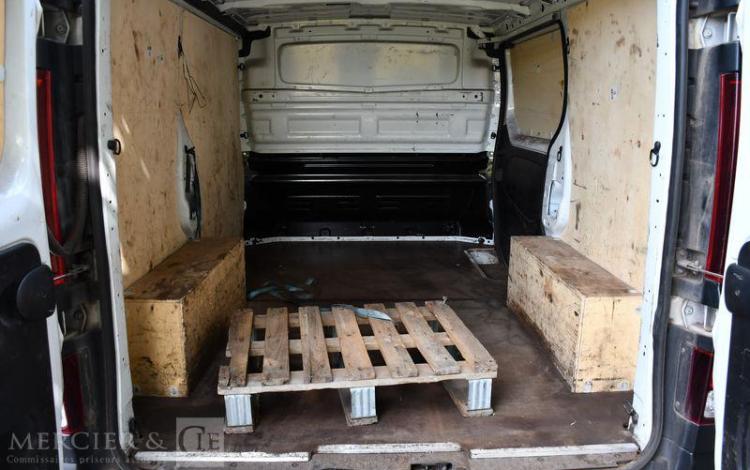 RENAULT TRAFIC L1H1 1200 BLUEDCI 150 GRAND CONFORT BLANC GG-102-HV
