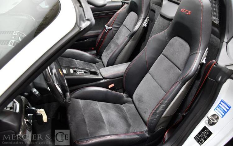 PORSCHE 718 BOXSTER 3.4 330 GTS PDK BLANC GH-108-JT