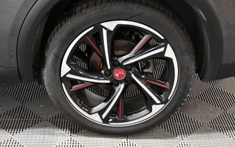 DS DS7 CROSSBACK 1.5 BLUE HDI 130 PERFORMANCE LINE PLUS GRIS GH-502-QX