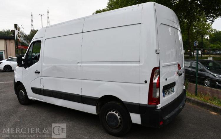 RENAULT MASTER F3300 L2H2 2.3 BLUEDCI 135 GRAND CONFORT BLANC GH-667-GL