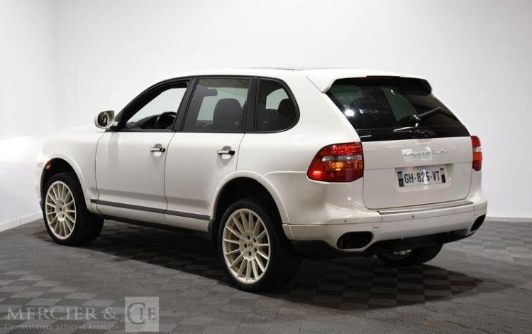 PORSCHE CAYENNE 4.8 TURBO 500 BVA BLANC GH-825-VT