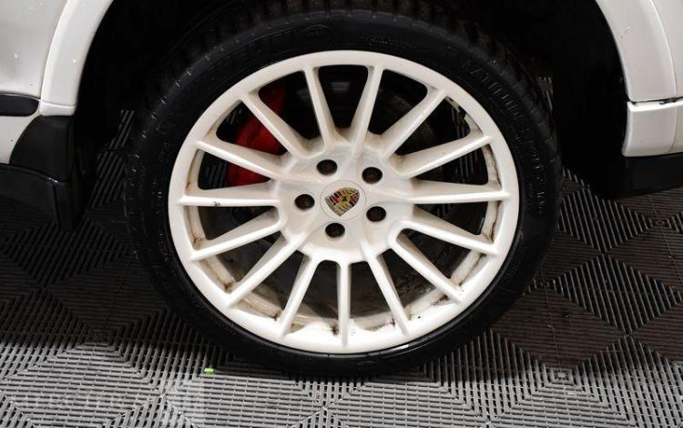PORSCHE CAYENNE 4.8 TURBO 500 BVA BLANC GH-825-VT
