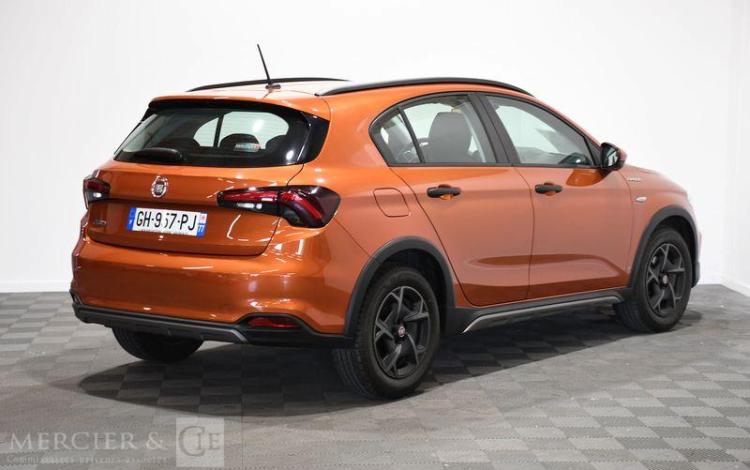 FIAT TIPO CROSS 1,0 FIREFLY TURBO 100CH S&S ROUILLE GH-957-PJ