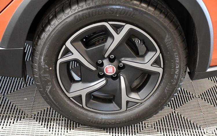 FIAT TIPO CROSS 1,0 FIREFLY TURBO 100CH S&S ROUILLE GH-957-PJ